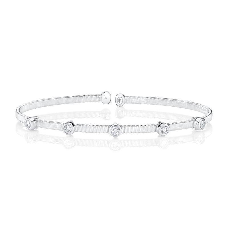 0.32CT DIAMOND BEZEL BANGLE