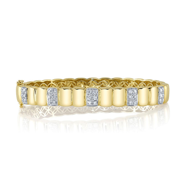 0.79CT DIAMOND BANGLE