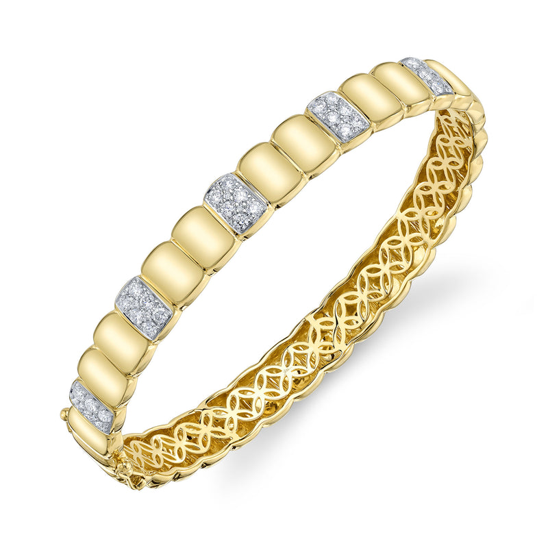 0.79CT DIAMOND BANGLE