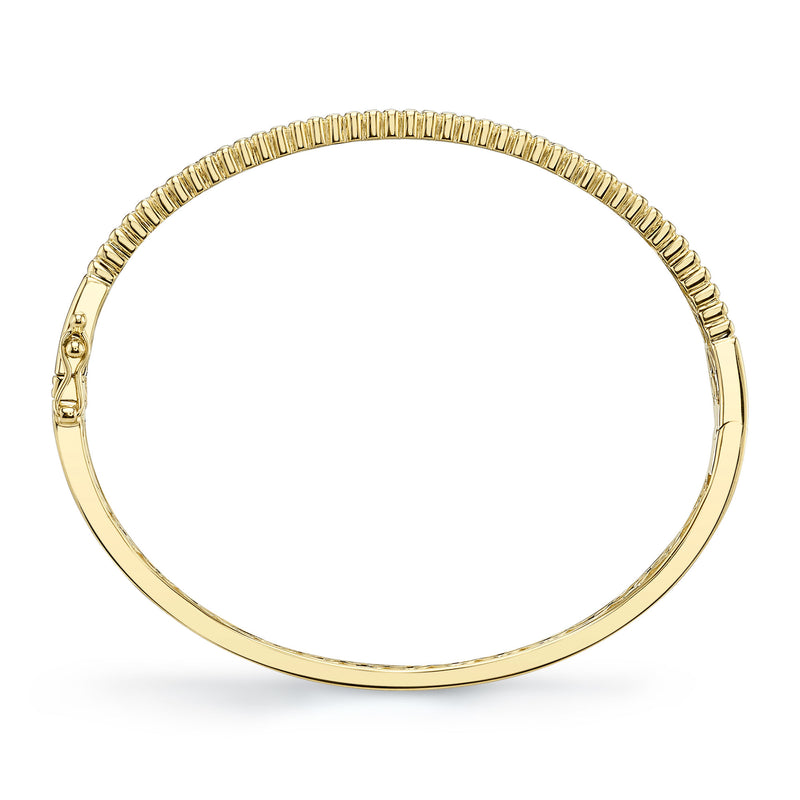 1.07CT DIAMOND RIBBED BANGLE