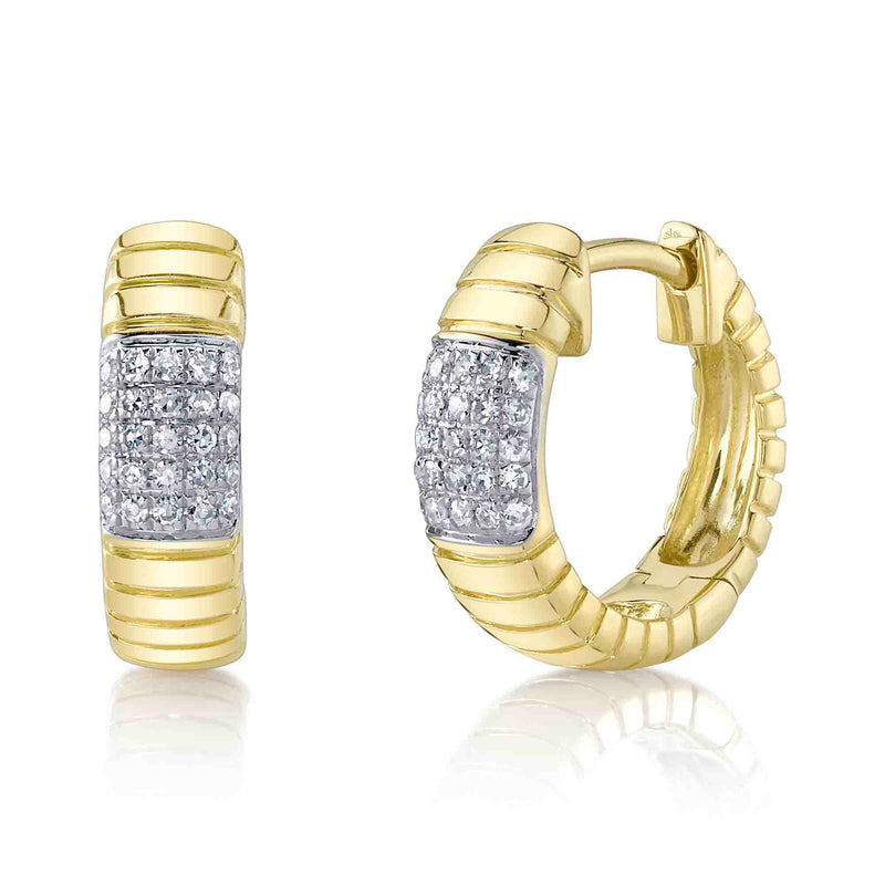 0.11CT DIAMOND RIBBED HUGGIE EARRING