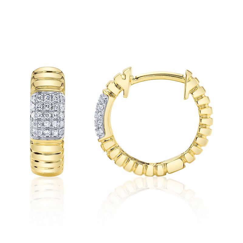 0.11CT DIAMOND RIBBED HUGGIE EARRING