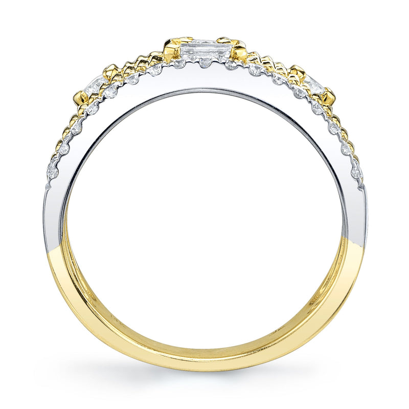 0.67CT DIAMOND EMERALD RIBBED RING