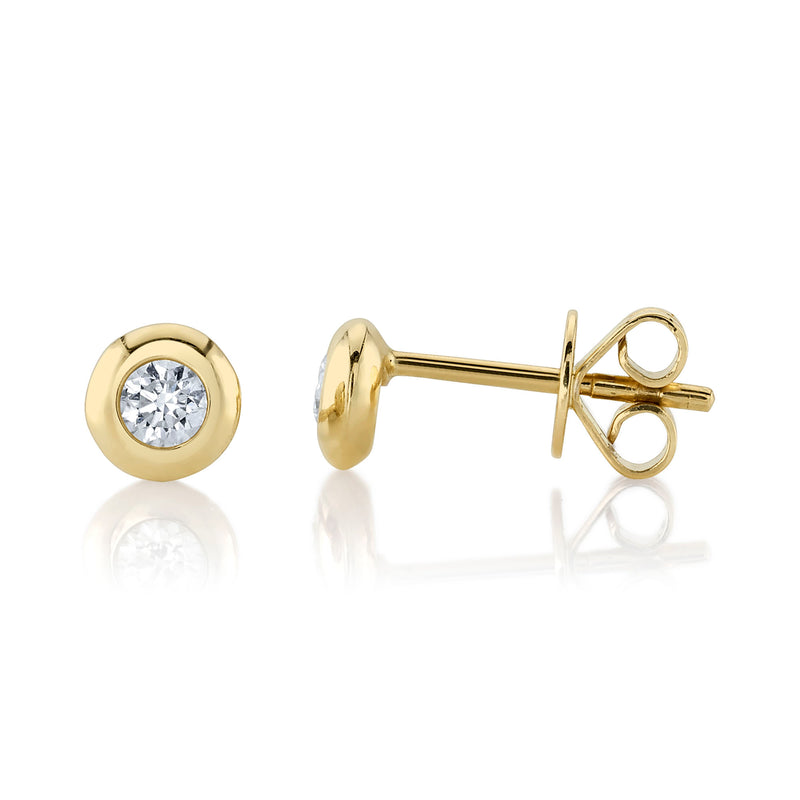 0.22CT DIAMOND BEZEL STUD EARRING
