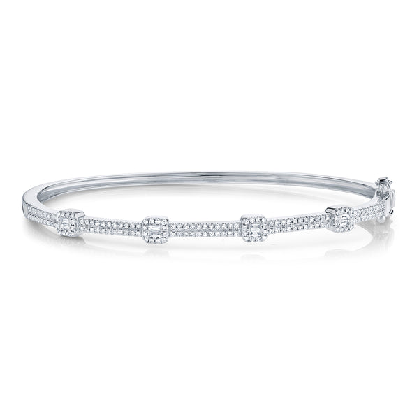 0.52CT DIAMOND BAGUETTE BANGLE