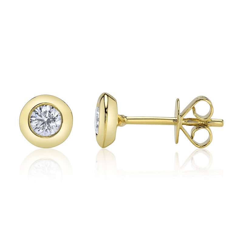 0.40CT DIAMOND BEZEL STUD EARRING