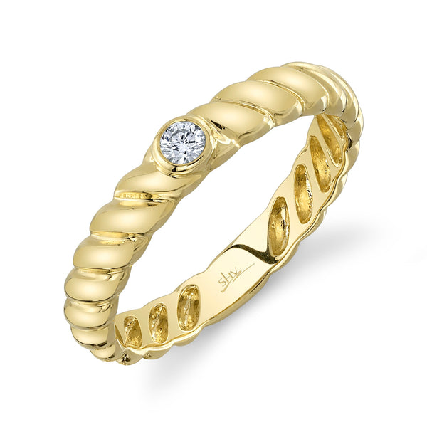 0.07CT DIAMOND BEZEL RIBBED RING