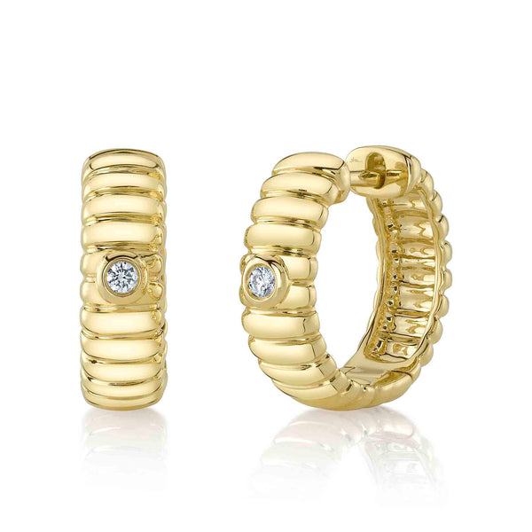 0.05CT DIAMOND BEZEL RIBBED HOOP EARRING