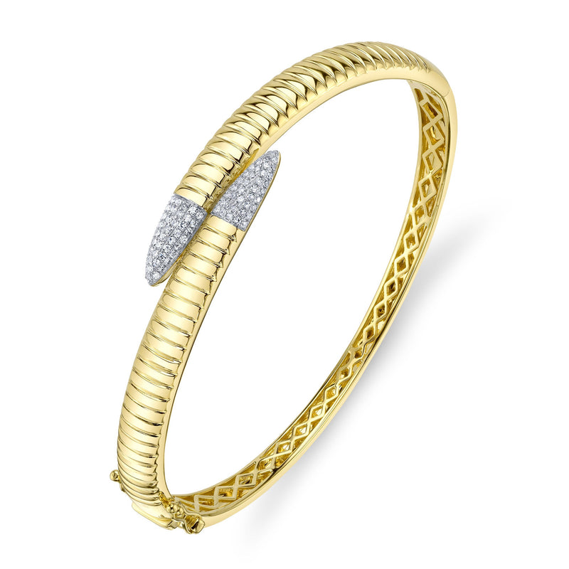 0.24CT DIAMOND RIBBED BANGLE