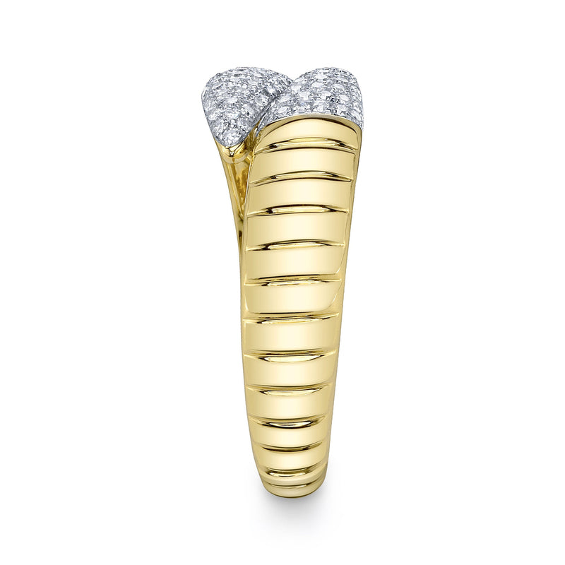 0.22CT DIAMOND RIBBED RING