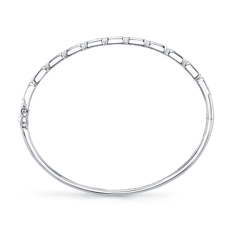 0.65CT DIAMOND BAGUETTE BANGLE