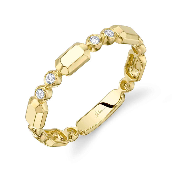 0.06CT DIAMOND BEZEL GEO CUT BAND