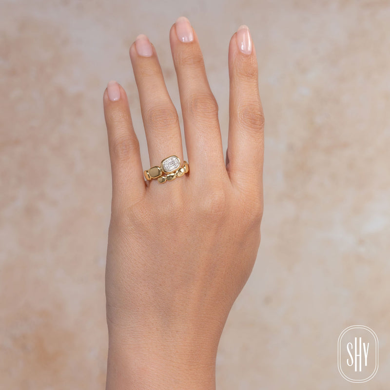 0.20CT DIAMOND BAGUETTE RING