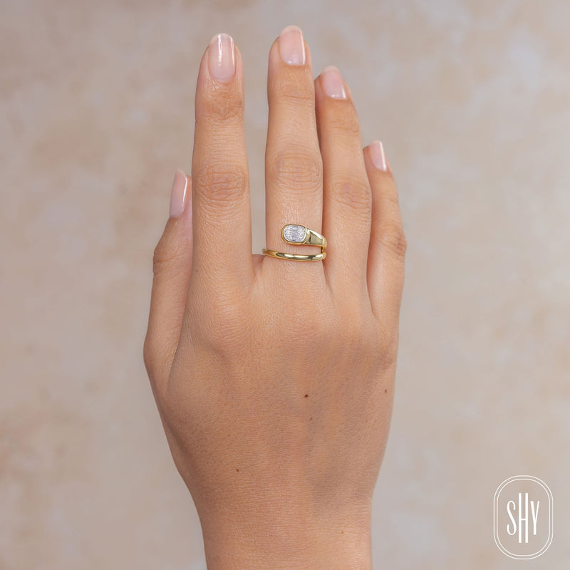 0.10CT DIAMOND BAGUETTE RING