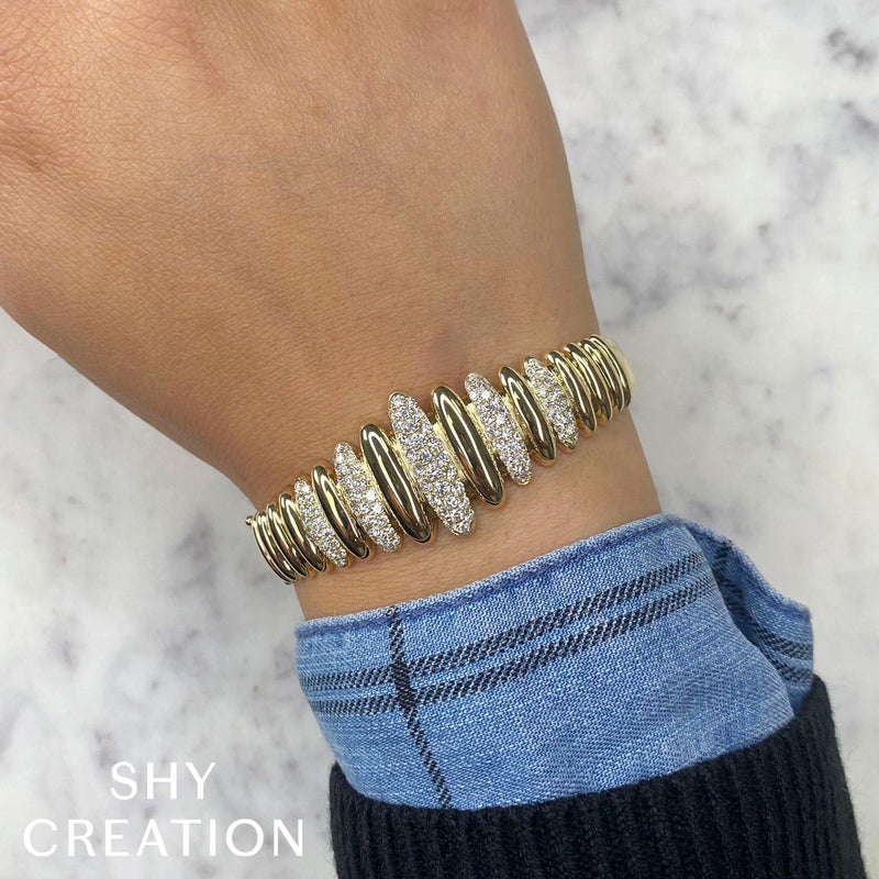 2.19CT DIAMOND PAVE BANGLE