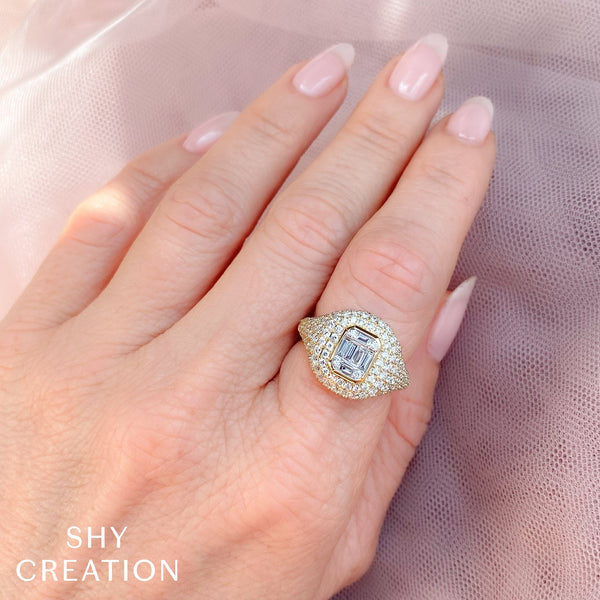 1.85CT DIAMOND BAGUETTE SIGNET RING