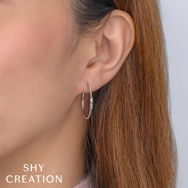 0.39CT DIAMOND BAGUETTE HOOP EARRING