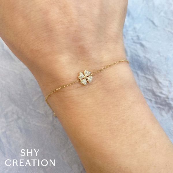 0.05CT DIAMOND CLOVER BRACELET