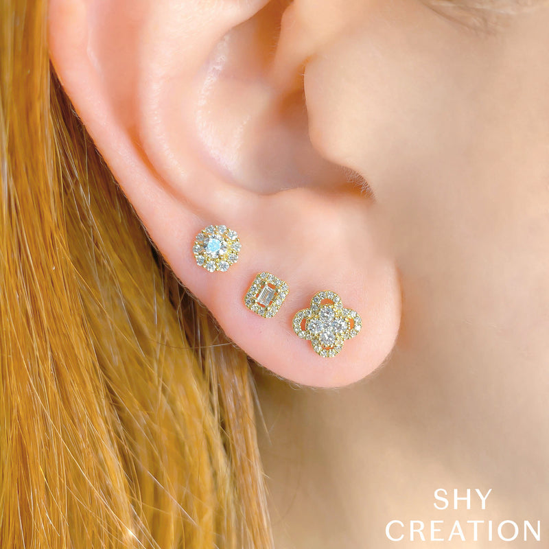 0.12CT DIAMOND BAGUETTE STUD EARRING