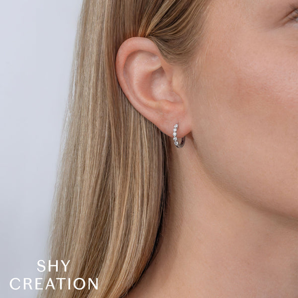 0.24CT DIAMOND HUGGIE EARRING