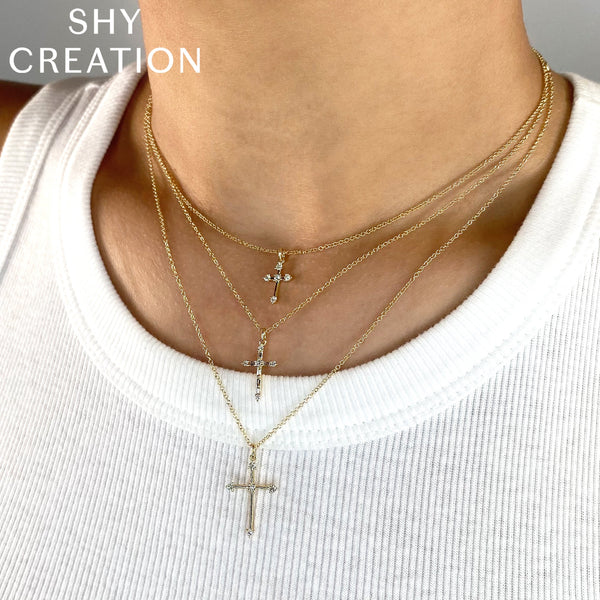0.13CT DIAMOND CROSS NECKLACE