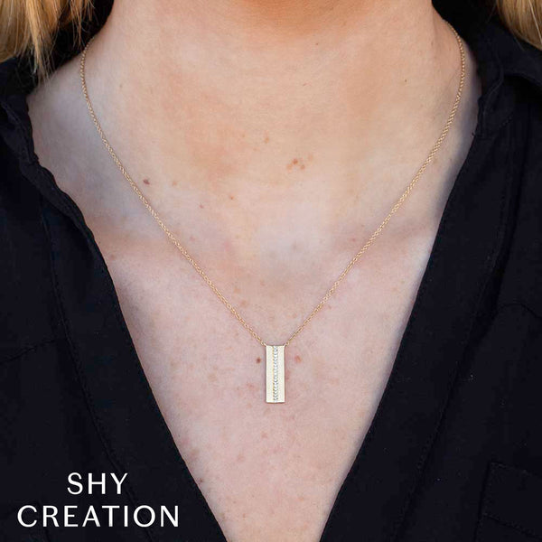 0.06CT DIAMOND BAR MATTE NECKLACE